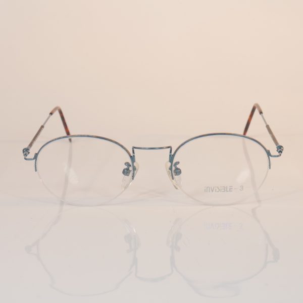 Invisible 03 - Image 4