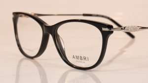 Ambri 9500 | Black | Side | Faversham Optical