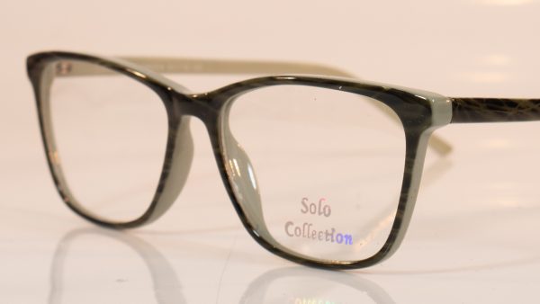 Solo 827 | Green | Side | Faversham Optical