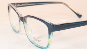 Visage 4665