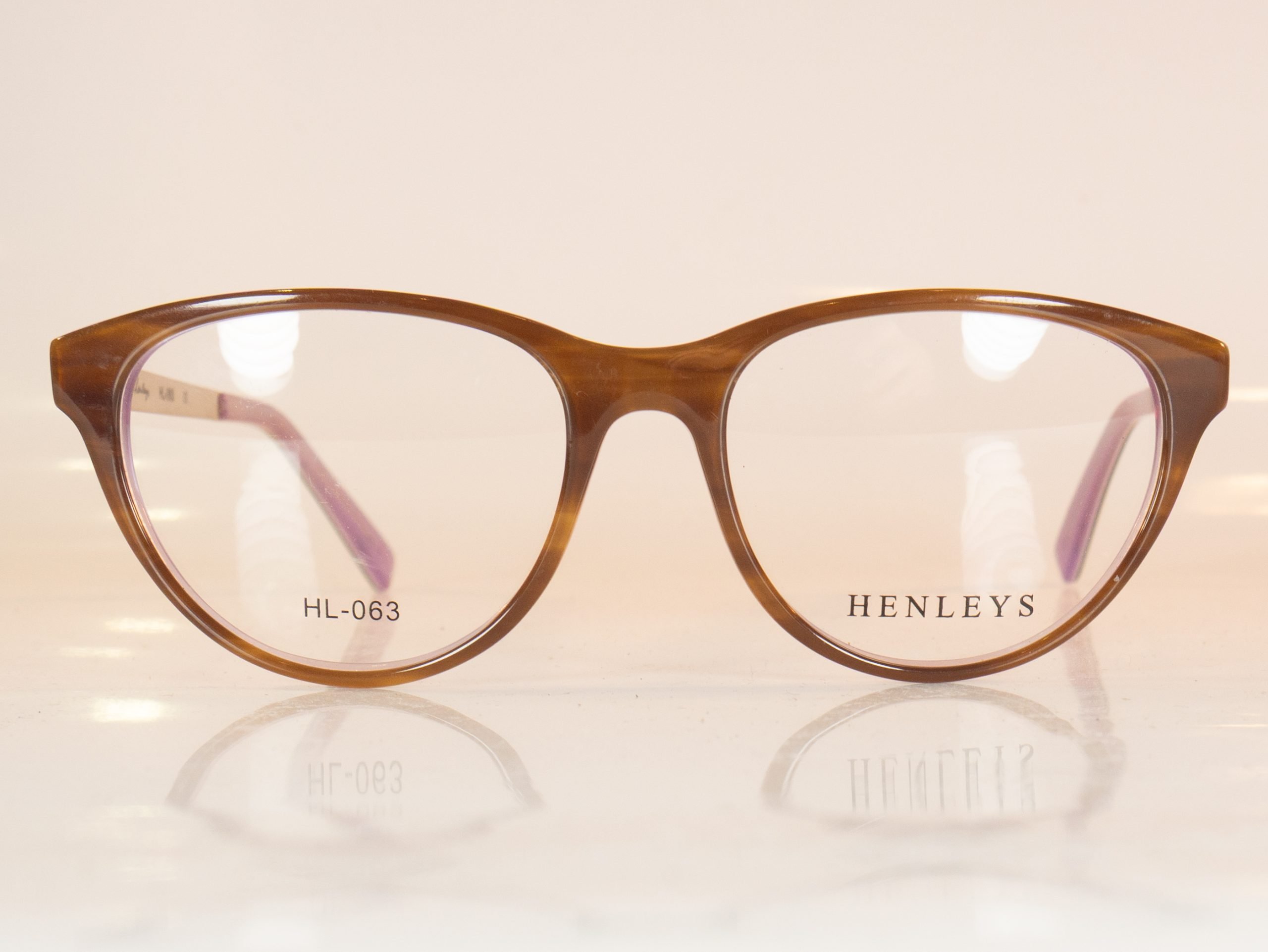 Henleys 063 - Image 2