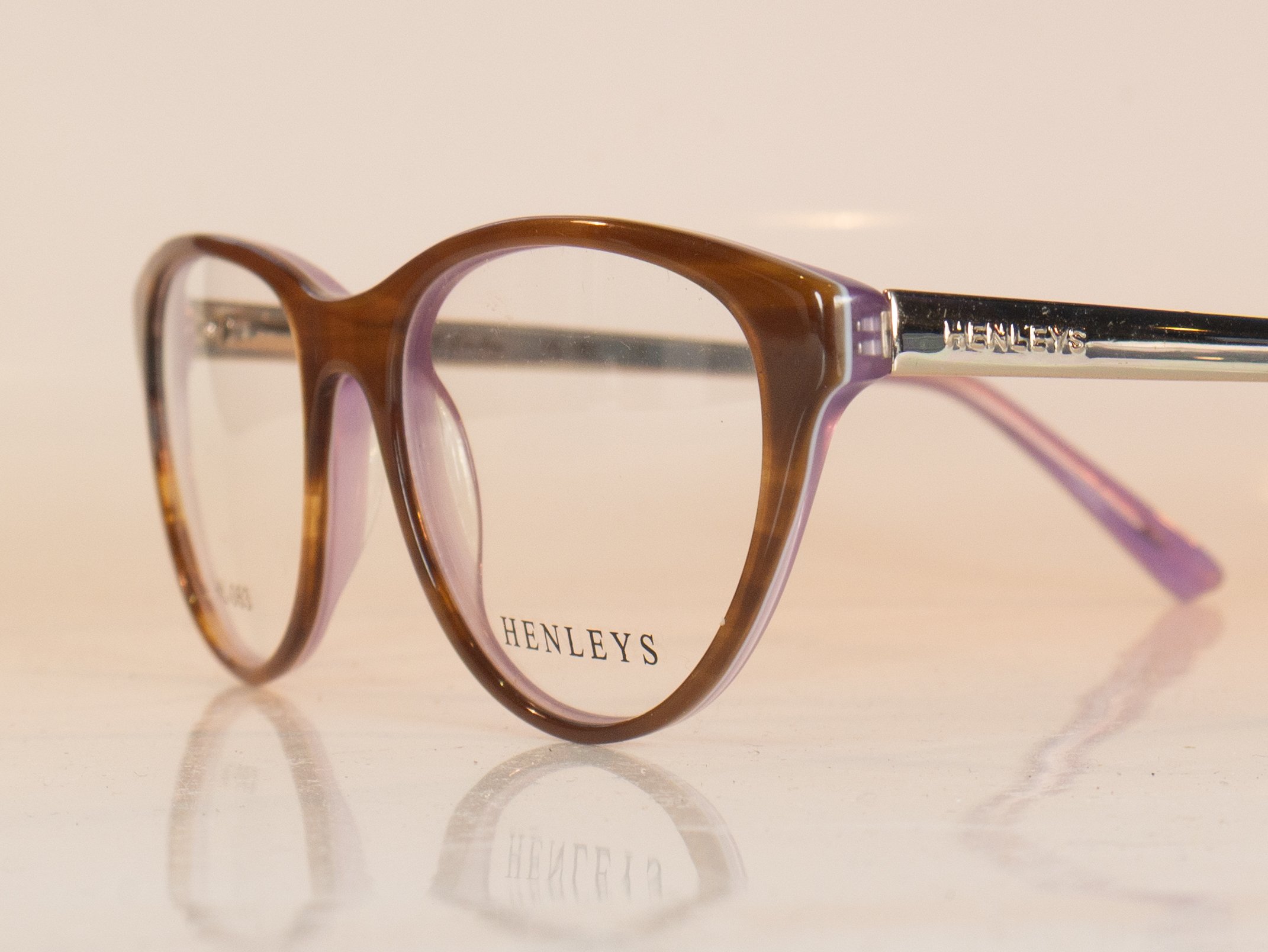 Henleys 063